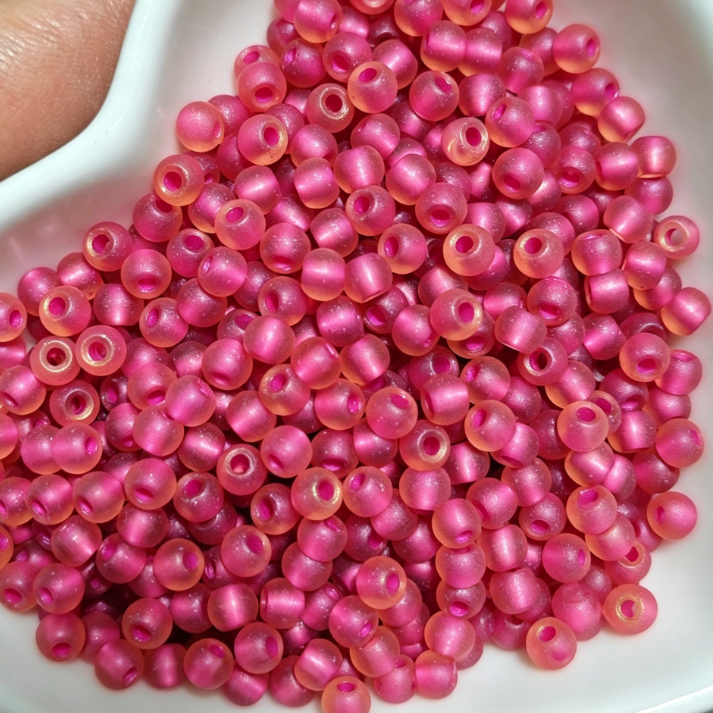 4.0mm Premium Frosted Gold Lined Glass Seed Beads