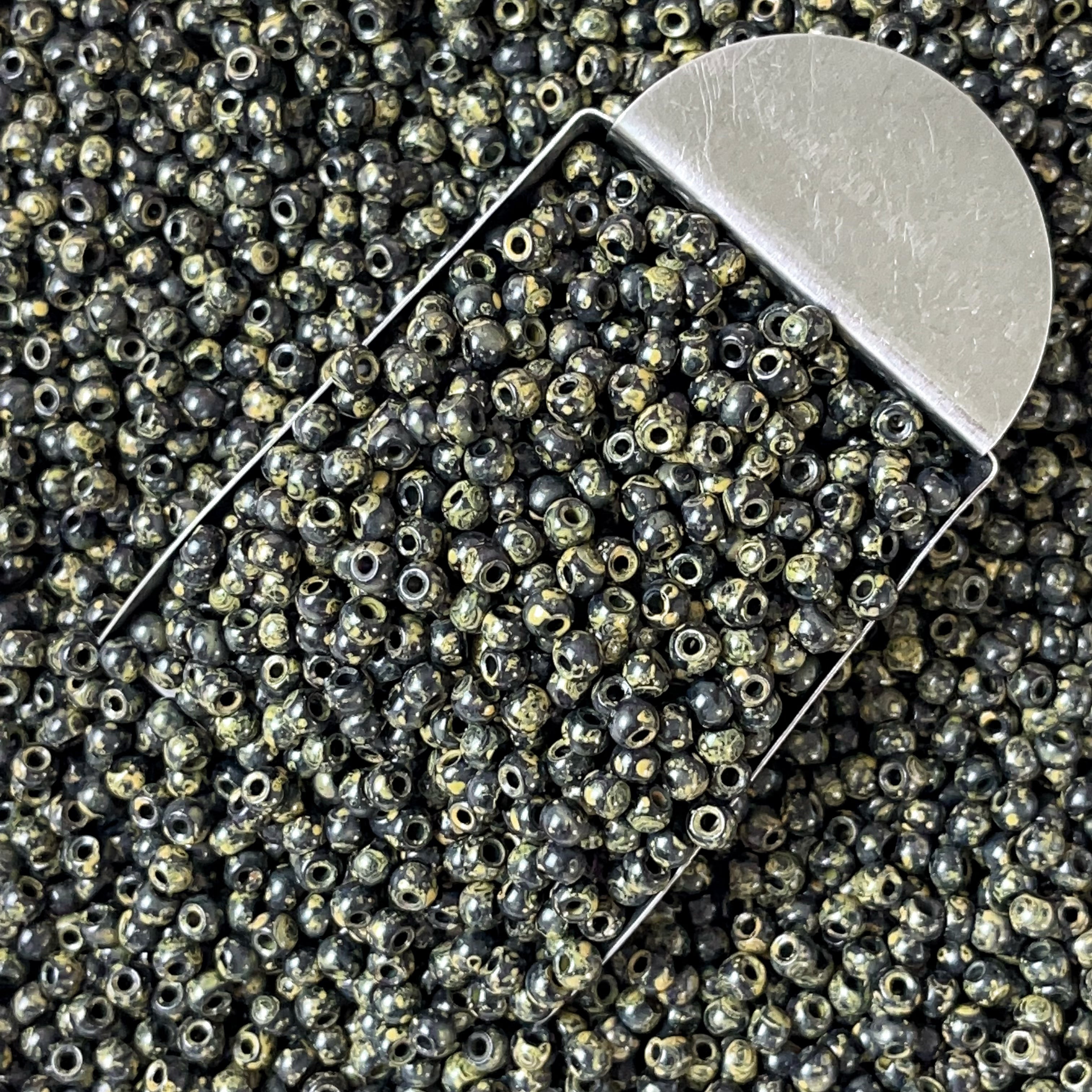 Premium Picasso Finish Glass Seed Beads - 4mm (Size 6/0)