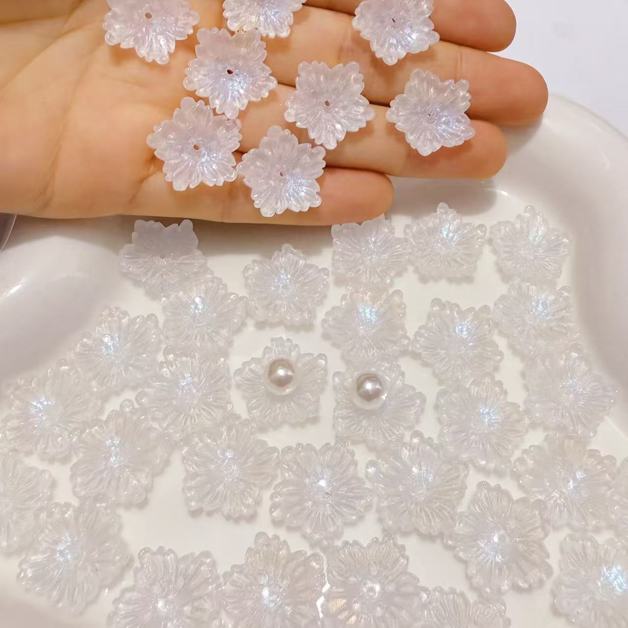 【New】18mm Big Glass Flowers Beads